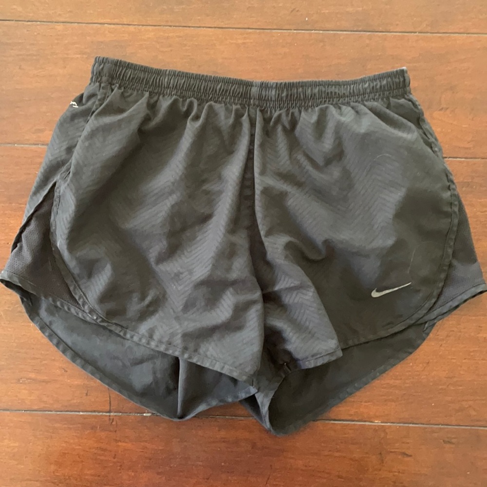 Black Nike shorts